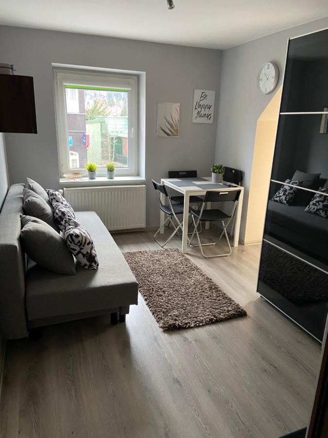 Apartament Alanos *